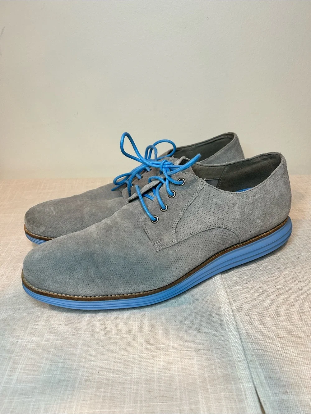 Cole Haan Grand OS Men's Gray Suede Derby Shoes with Blue Accents